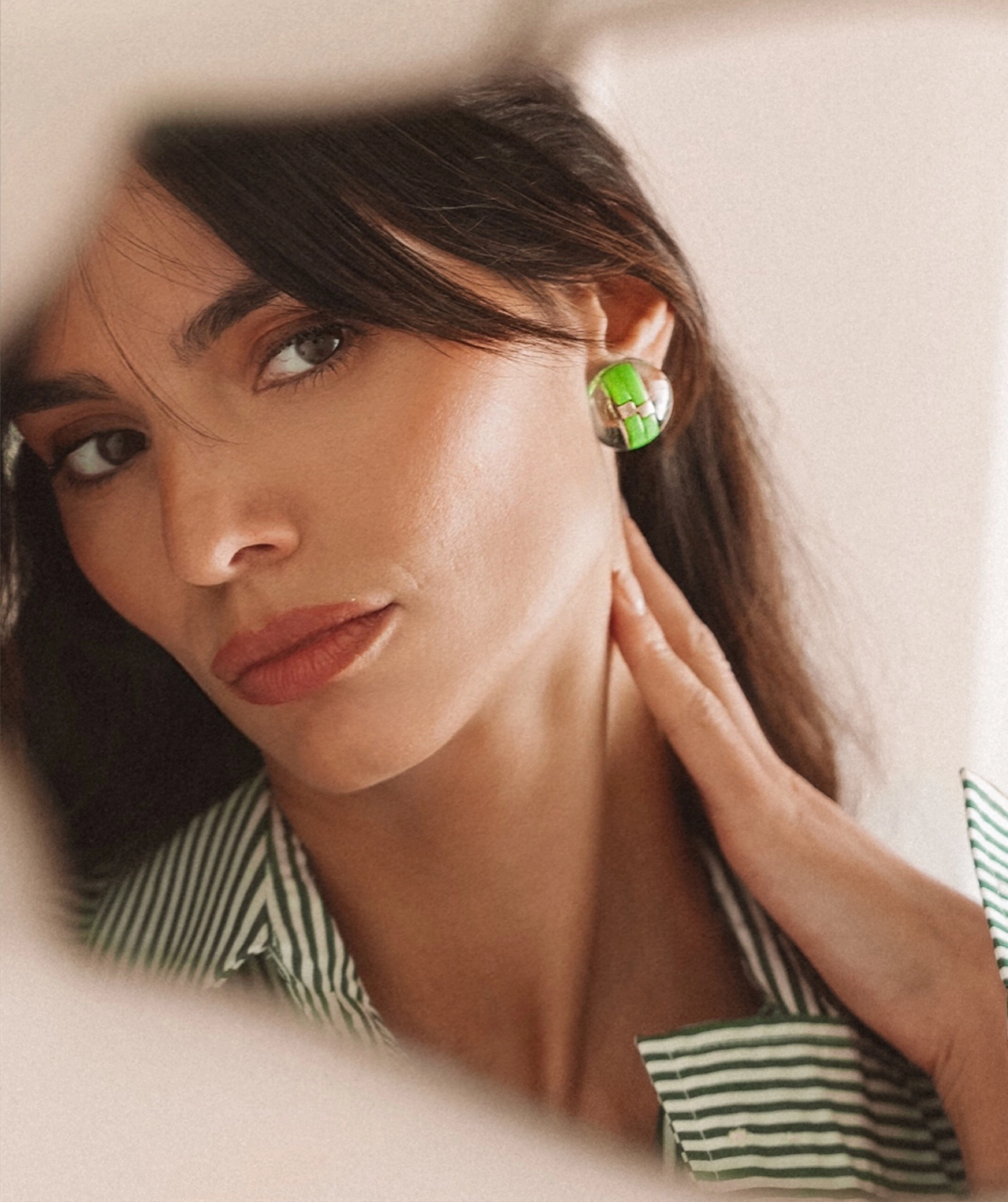 GRES TRANSPARENT GREEN
